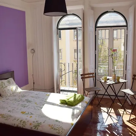 Nations Hostel Lissabon